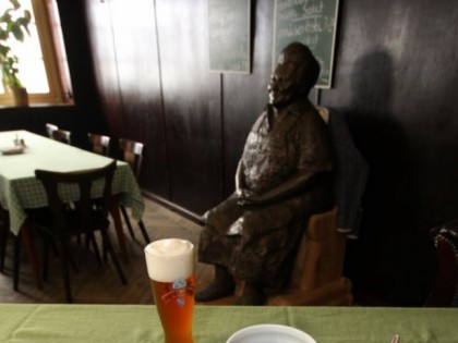 Photo: Zum Wei&amp;szlig;br&amp;auml;u